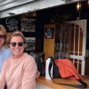 Meet your Posher, Lori